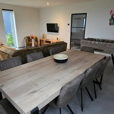 בית נופש La Maison D'ines